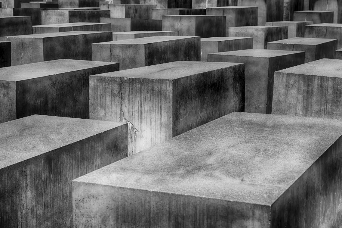 Stelen des Holocaustmahnmals in Berlins